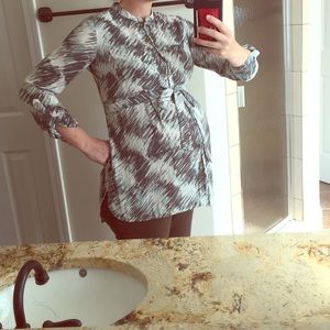 Liz Lange Maternity sheer button down tunic